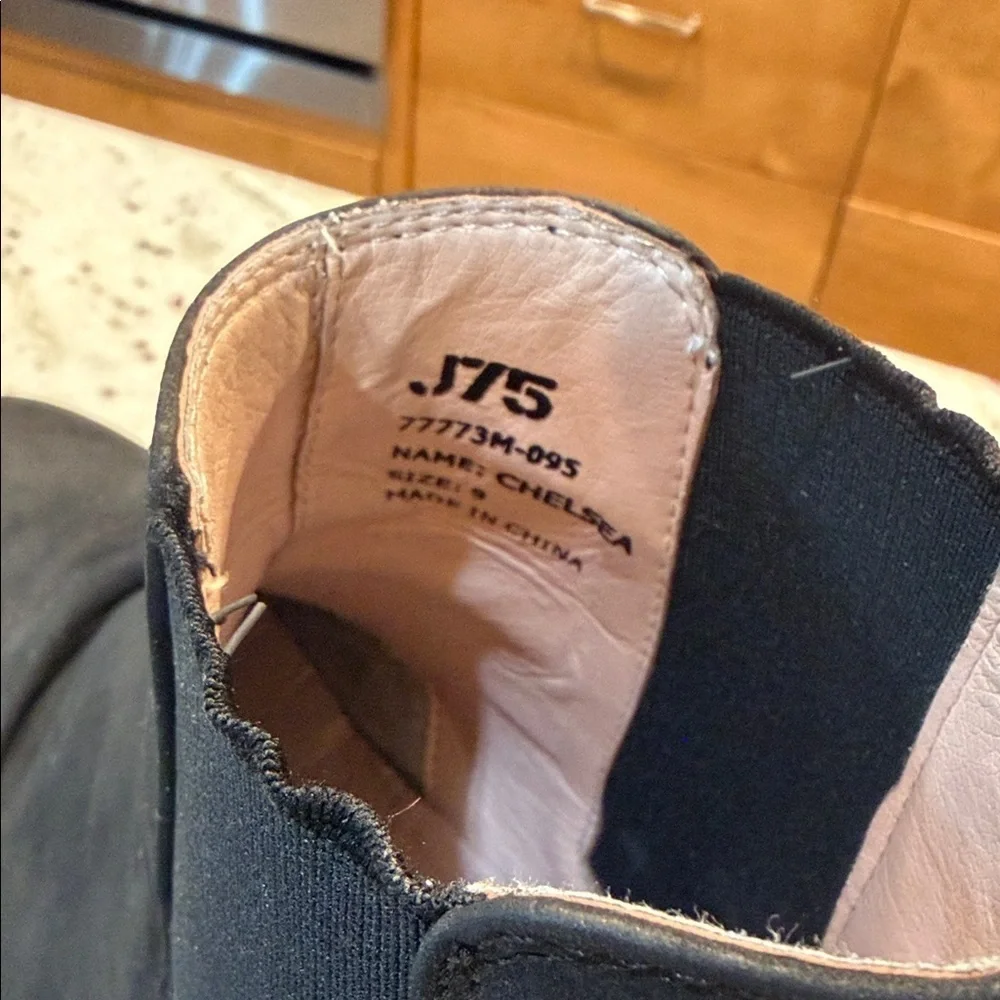 J75 Jump Black Chelsea Ankle Boots